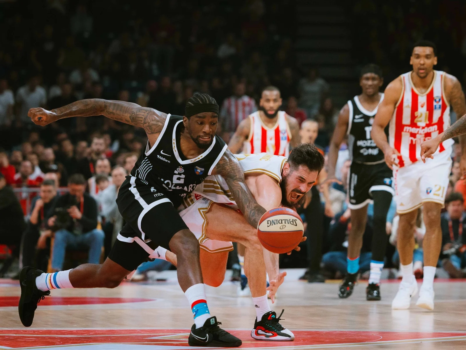 Crvena zvezda Meridianbet u četvrtom duelu ove sezone sa Partizanom