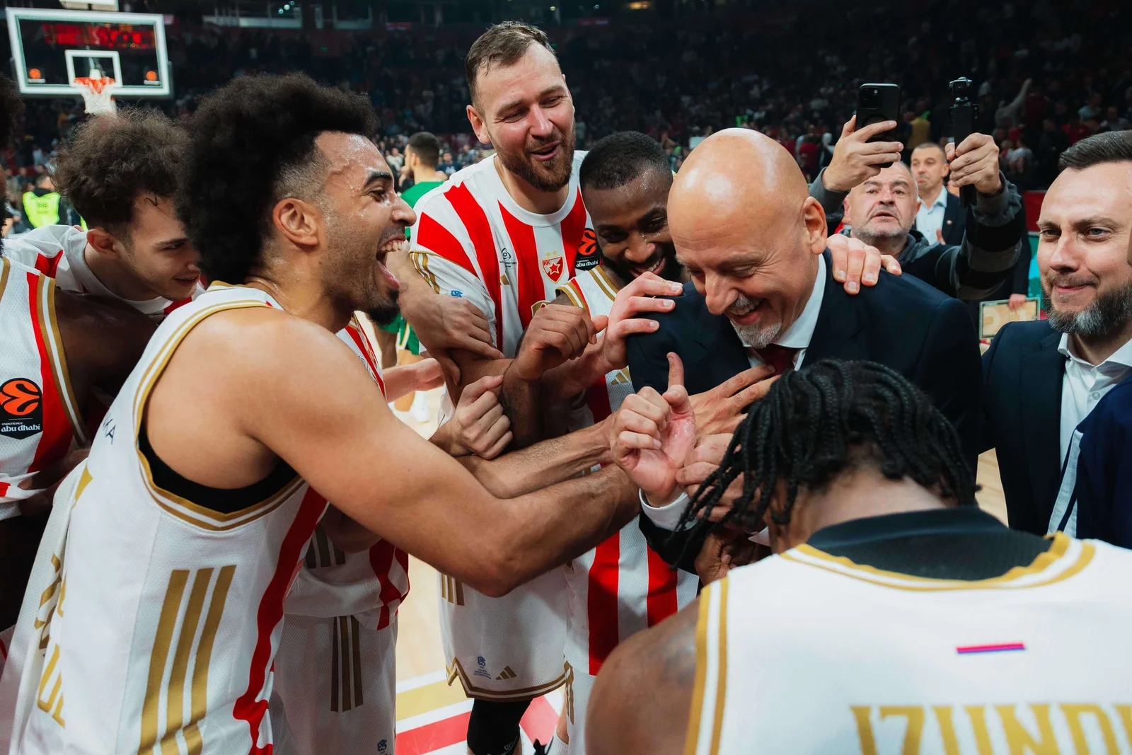 Veliki povratak Saše Obradovića i velika pobeda Crvene zvezde Meridianbet!!!