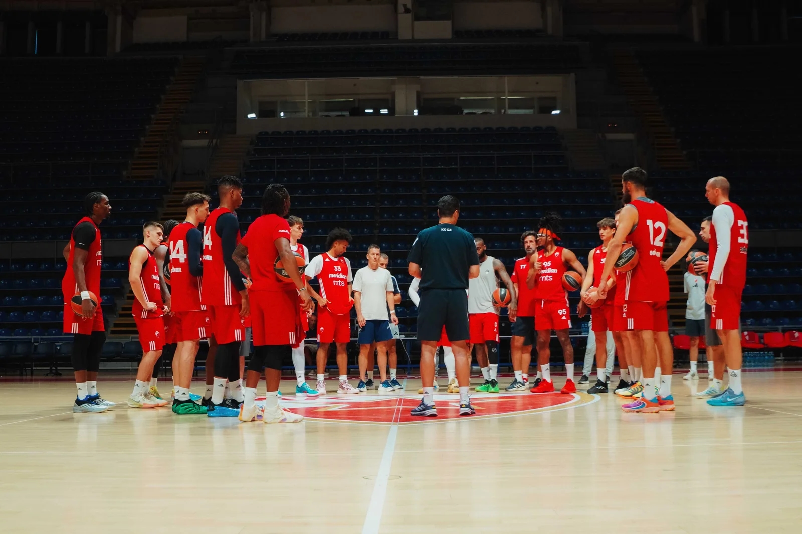 Crveno-beli trenirali, jači za Dejana Davidovca (foto i video)