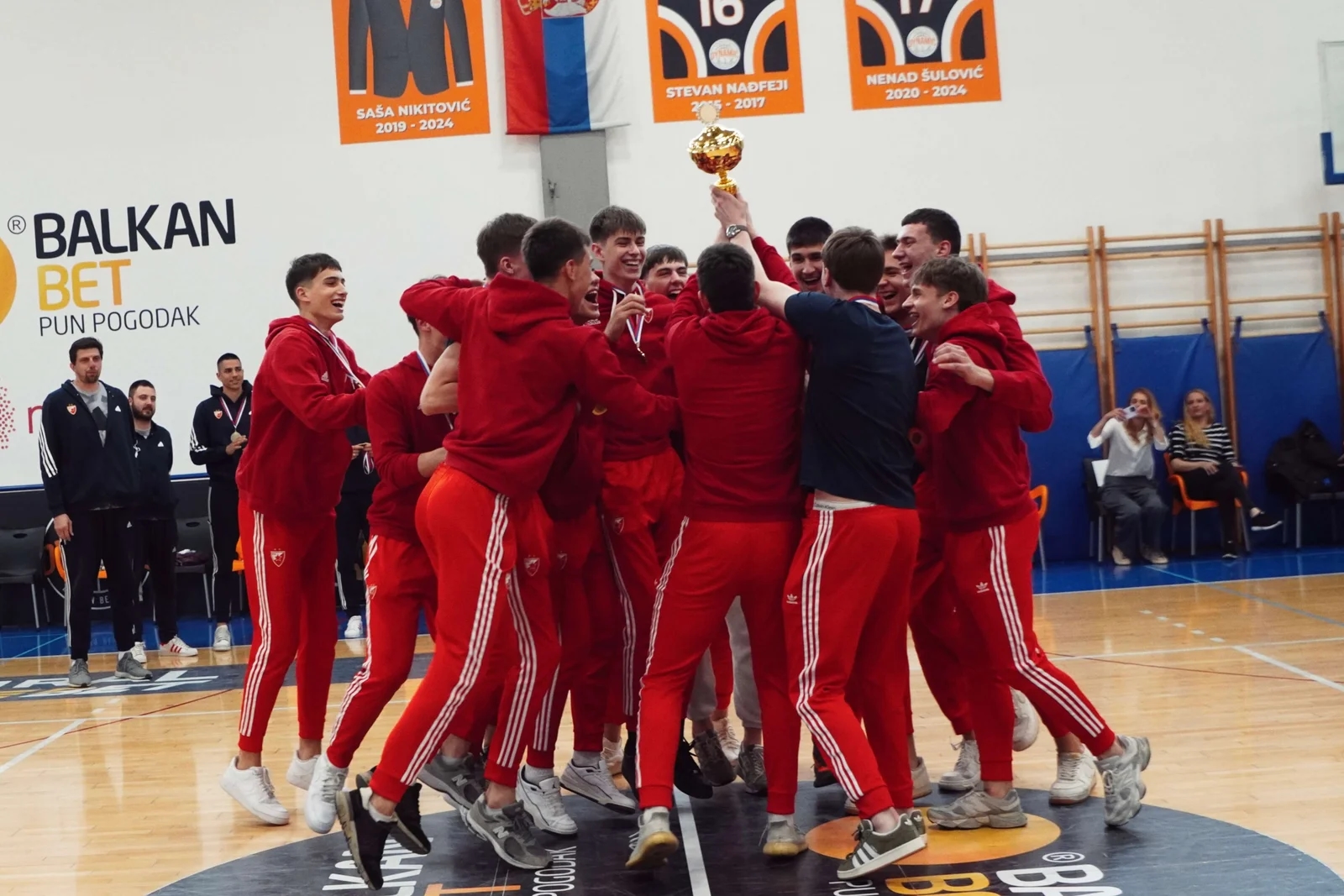 Juniorski tim Crvene zvezde maksimalan, sledi završnica u Pančevu