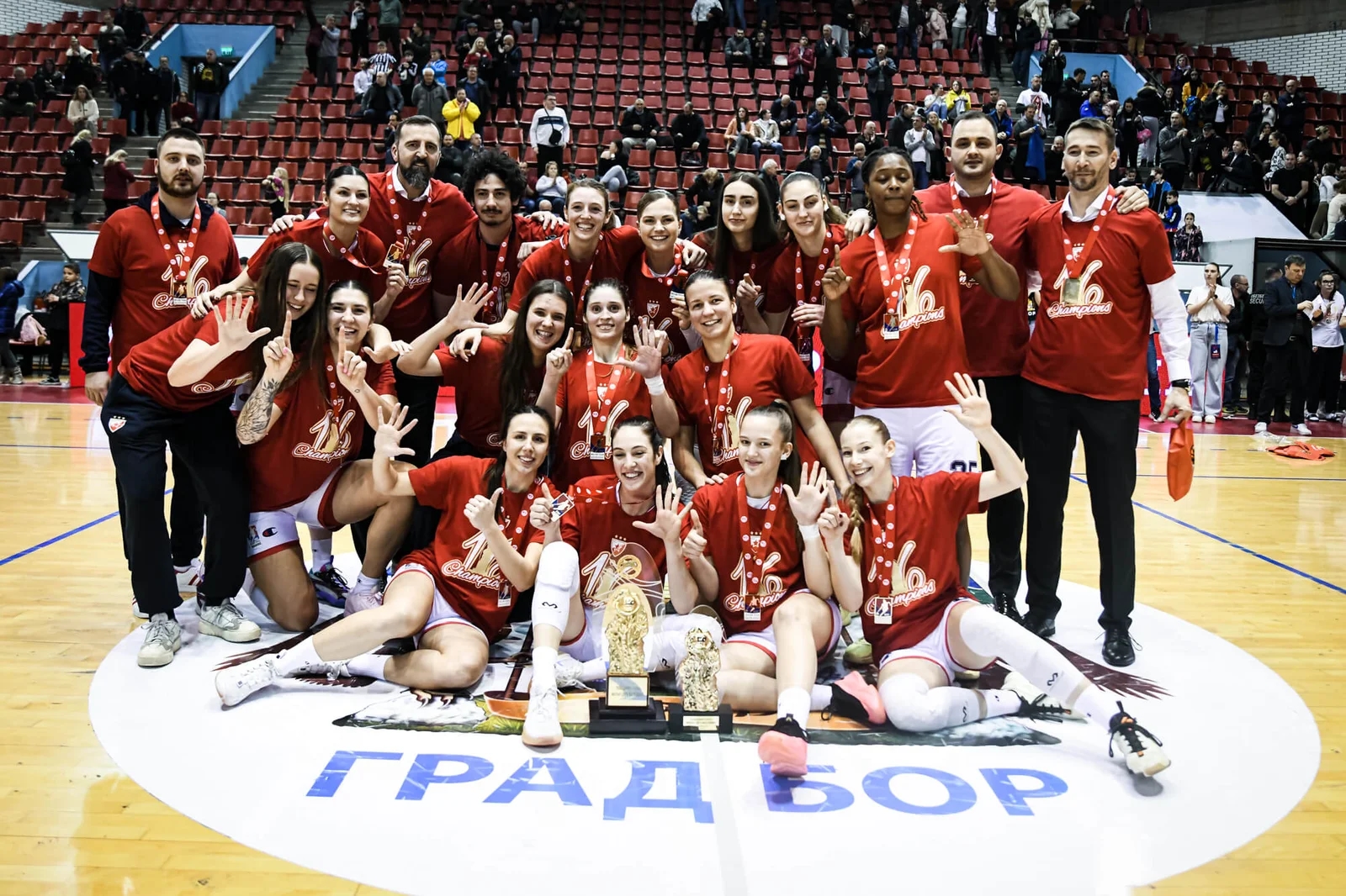 Novi trofej za naše košarkašice - osvojen Kup Milana Vasojeviča u Boru!