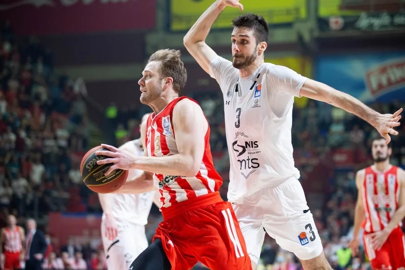 Košarkaši Crvene zvezde mts gostuju Partizanu