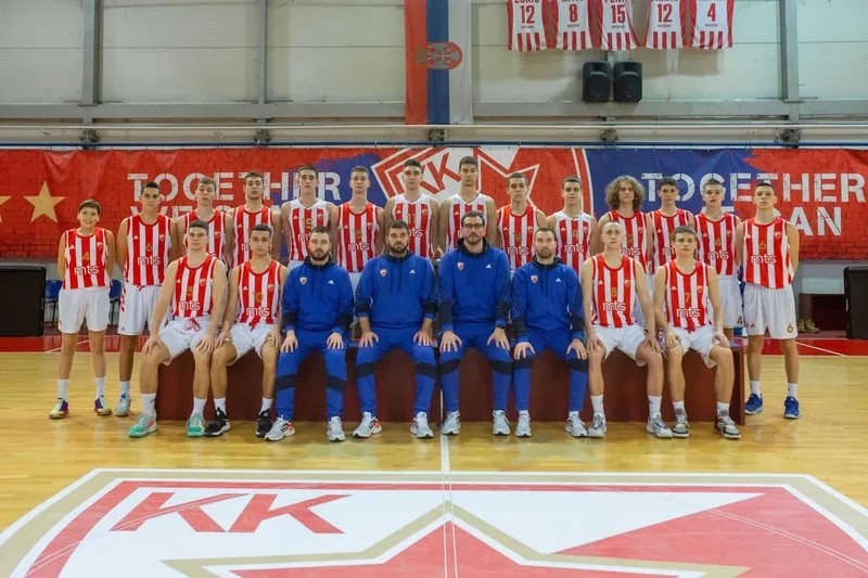 Kadeti na završnom turniru u Čačku, na startu sa Partizanom