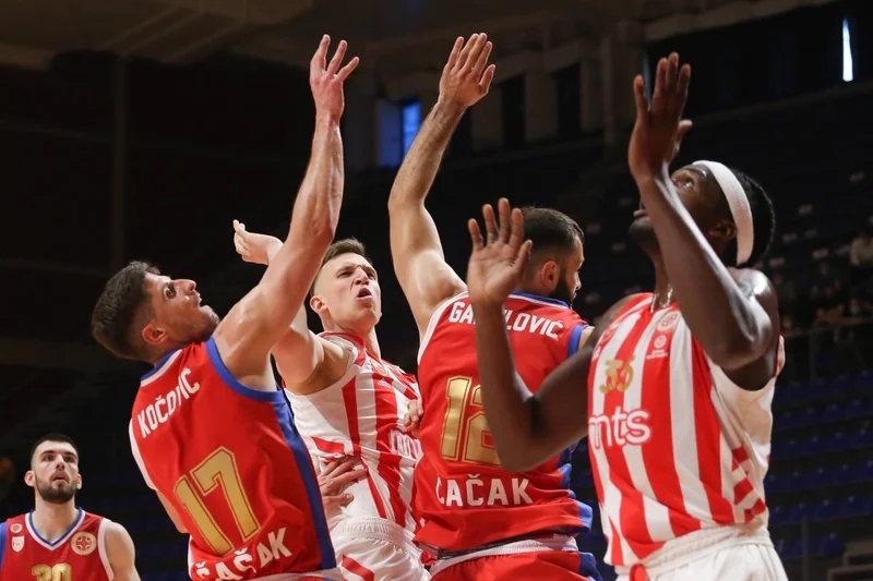 Crvena zvezda na korak do finala Superlige
