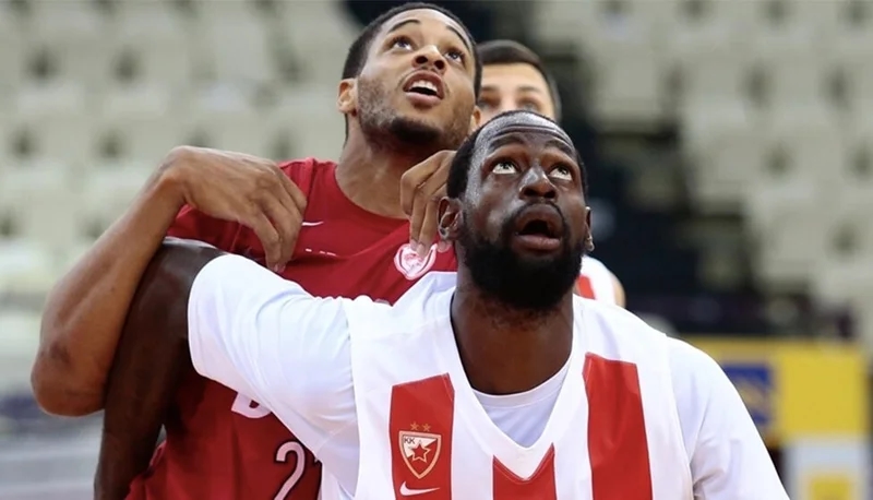 Pobeda u dramatičnoj završnici za 3 od 3 u Atini