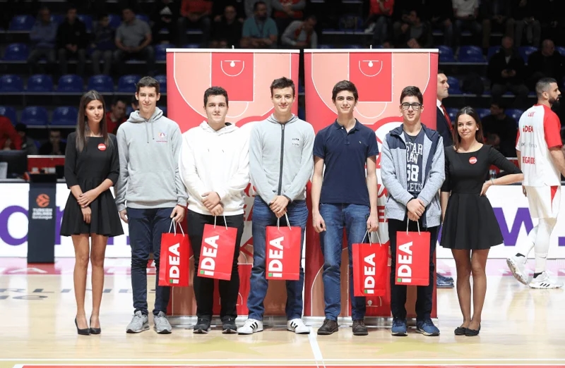 Genijalci velika podrška Crvenoj zvezdi