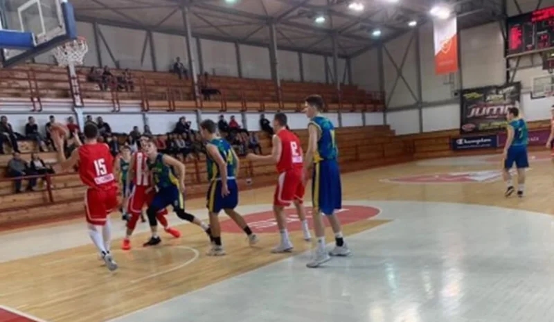 Kadeti Crvene zvezde preko derbija do cilja