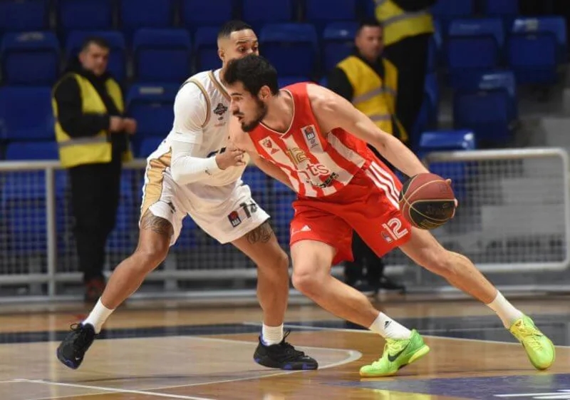 Crvena zvezda ubedljiva u Podgorici