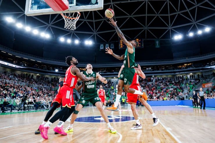 Crvena zvezda Meridianbet poražena u Ljubljani, majstorica u petak