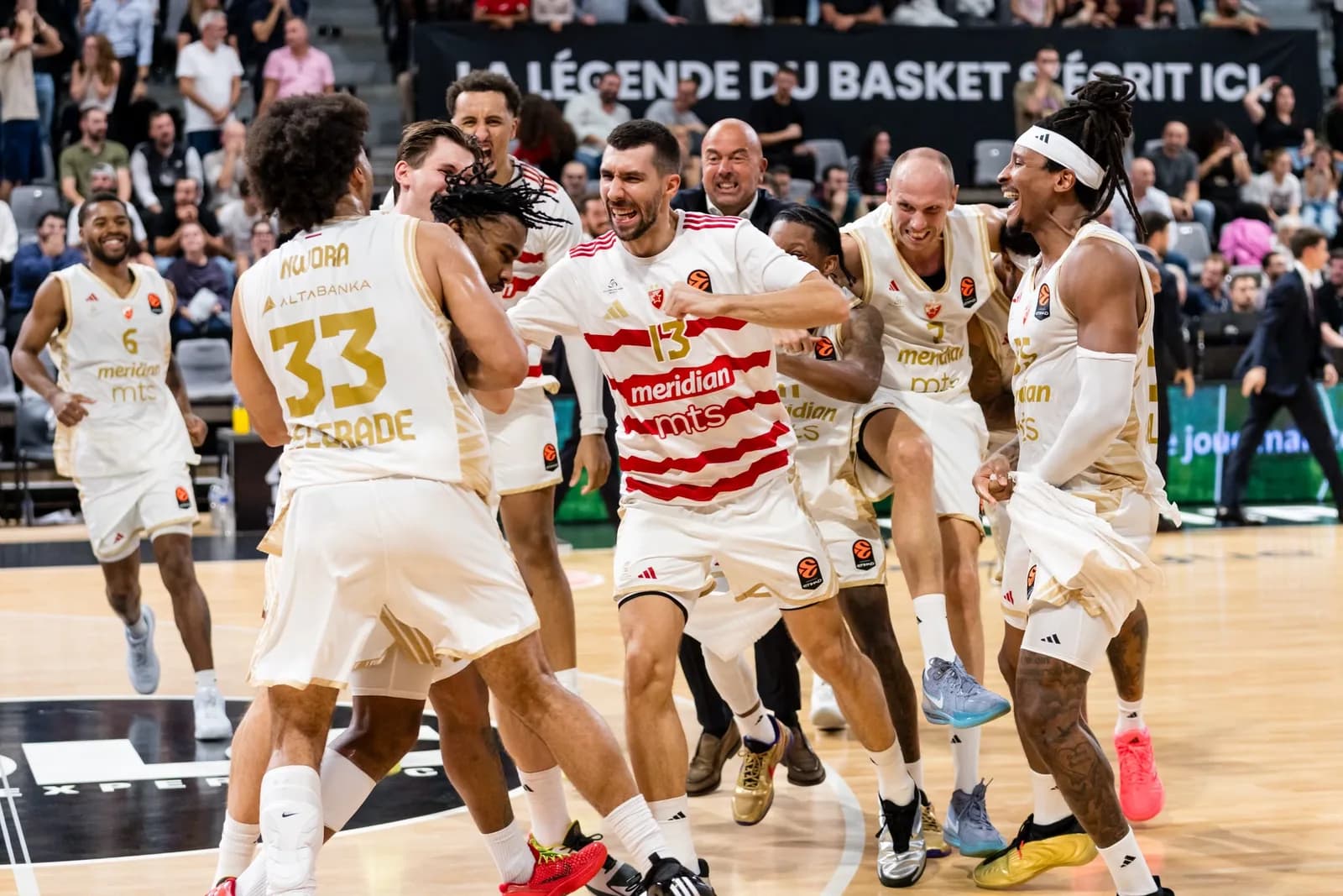 Džons uz zvuk sirene! Velika pobeda Crvene zvezde Meridianbet u Lionu!