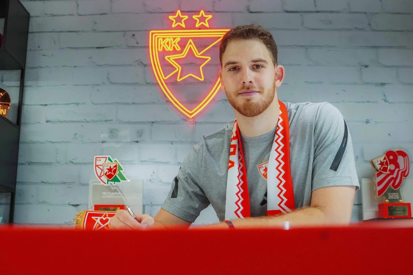 Filip Škobalj novo pojačanje Crvene zvezde, nastavlja porodičnu tradiciju
