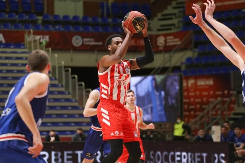 Rutinska pobeda Crvene zvezde protiv Cibone