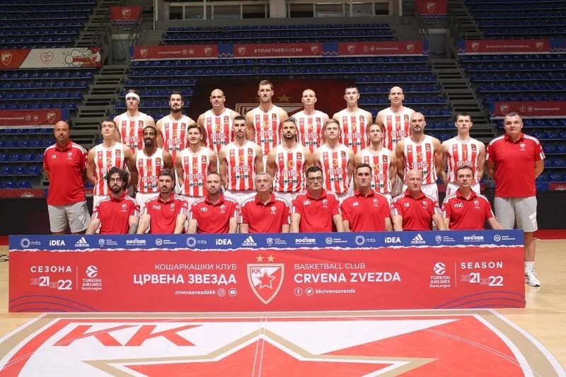 Desetkovana Crvena zvezda na premijeri sa Splitom