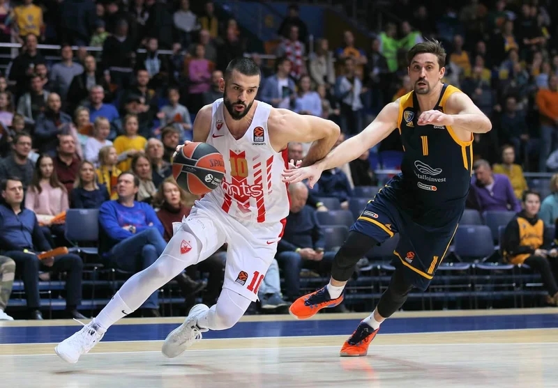 Crvena zvezda bez goriva i snage za preokret u Moskvi