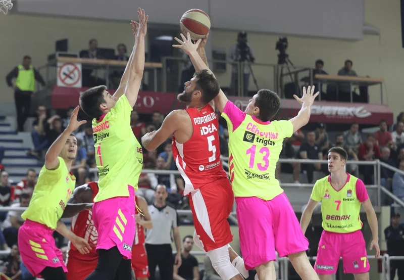 Crvena zvezda se vratila na pobednički kolosek. Savladana Mega 88:70.
